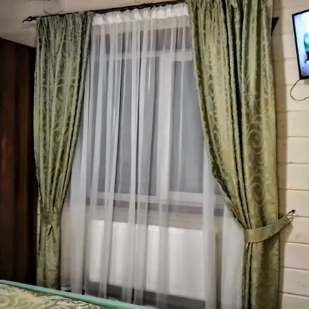 Деревянный коттедж Bober House *