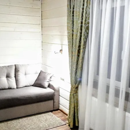 Деревянный коттедж Bober House