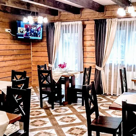 Bober House Деревянный коттедж