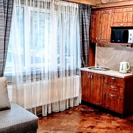 Деревянный коттедж Bober House